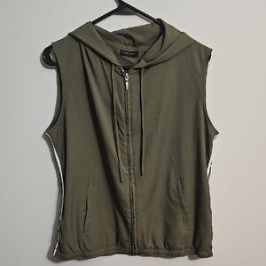 New York & Company Olive Green Vest Size Large